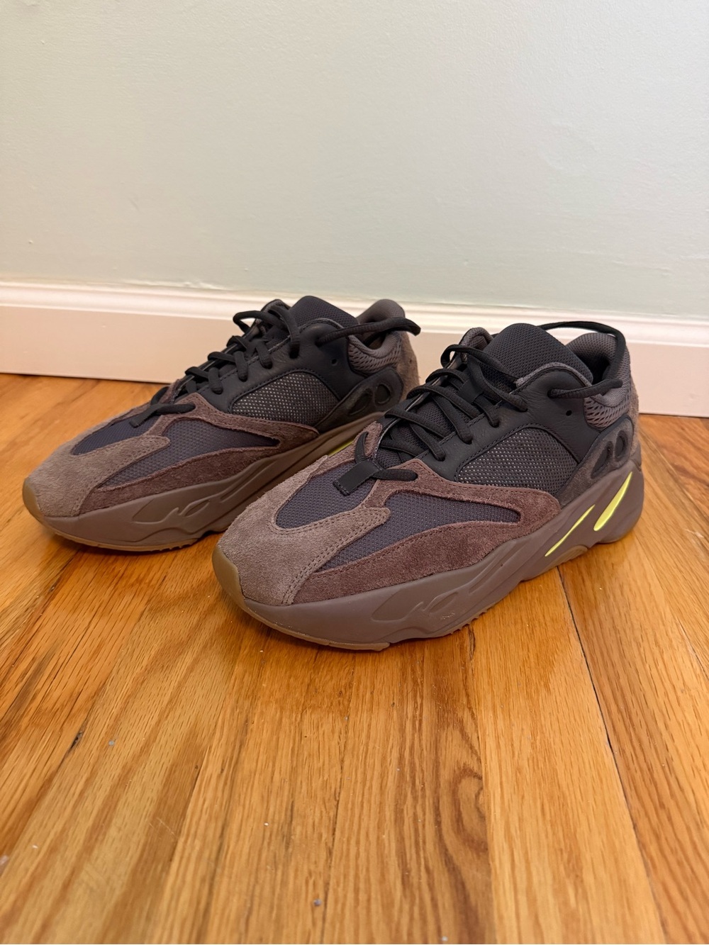Adidas Yeezy Boost 700 Mauve